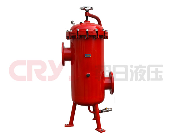 DRLF系列大流量回油過(guò)濾器的濾芯采用化纖過(guò)濾材質(zhì),具有過(guò)濾精度高、通油能力大、原始?jí)毫π　⒓{污量大等優(yōu)點(diǎn)，并裝有壓差發(fā)訊器及旁通閥，當(dāng)濾芯堵塞到進(jìn)出口壓差為0…