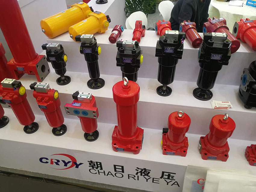 隨著生產制造業(yè)的發(fā)展，液壓配件作為機械的零件之一被廣泛使用，其中液壓配件起著不可或缺的作用，因為是無形的存在，所以容易被忽視，那么，下面跟著遠征液壓一起了解下液壓配件生產應符合技術和使用標準吧!